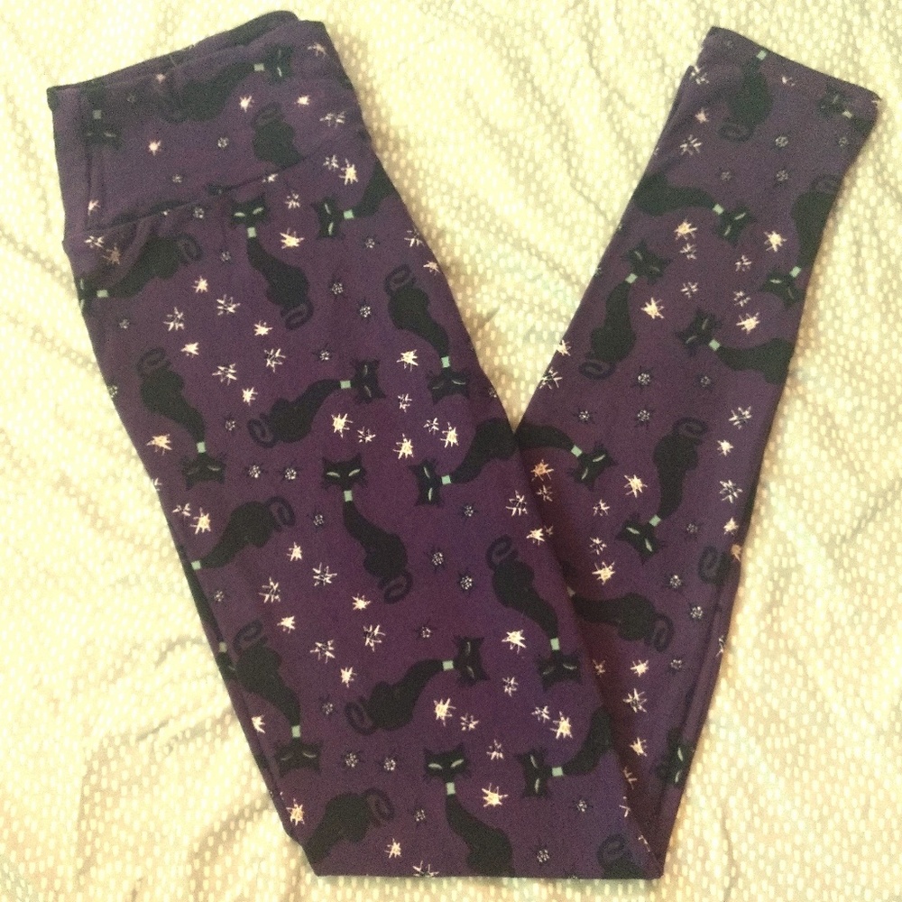 LulaRoe OS Black Cat Leggings